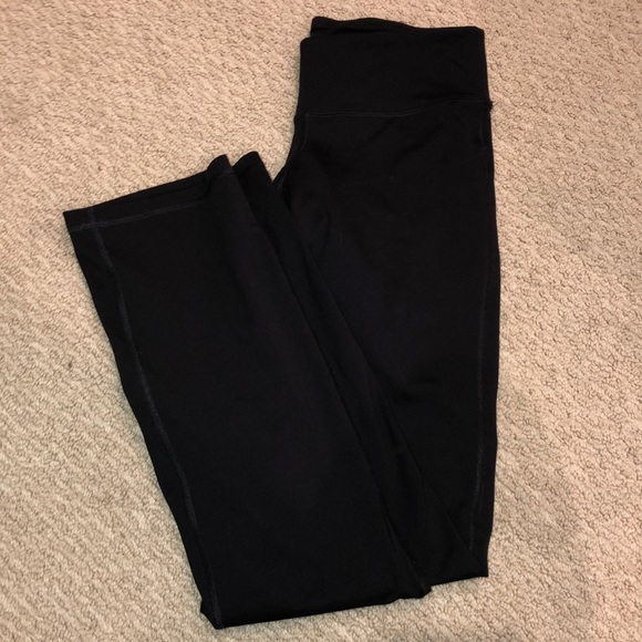Black old navy yoga pants - Picture 1 of 2